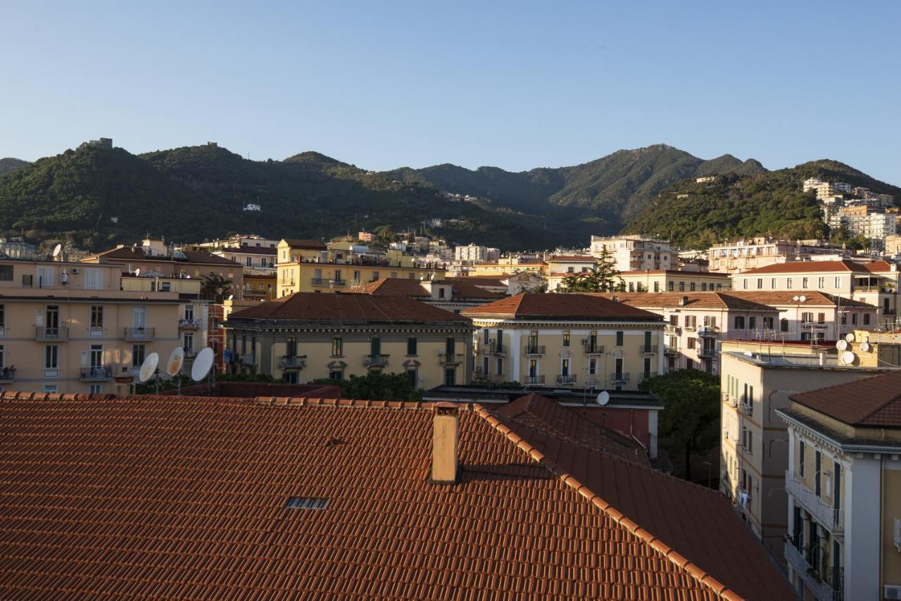 Albamares b&b Salerno Bagian luar foto